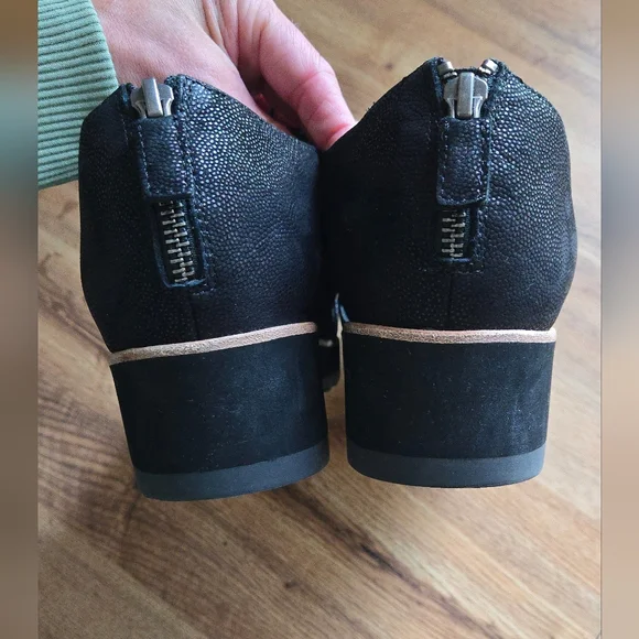 Eileen Fisher Black Match Cutout Demi Wedge Oxford Suede Leather Women's 11 - Picture 8 of 10